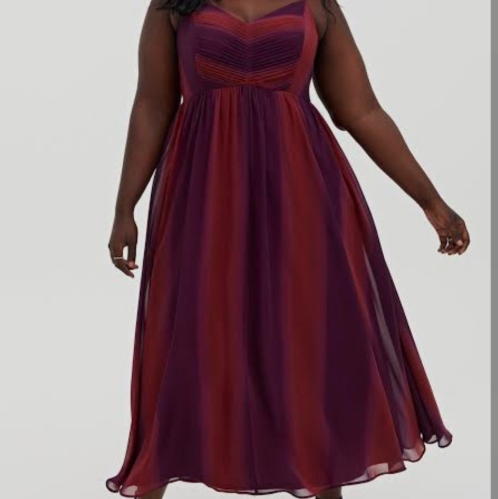 Torrid - Burgundy Ombre Chiffon Halter Dress. Size 1, 1X, 14-16. NWT